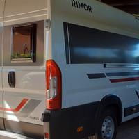 Camper furgonato puro van camperizzato 6.800 km