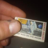 francobollo First man on the moon