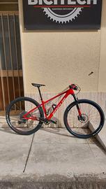 Mtb Focus raven 29 carbon Misura S