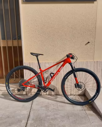 Mtb Focus raven 29 carbon Misura S
