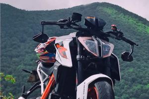 Ktm superduke r 1290