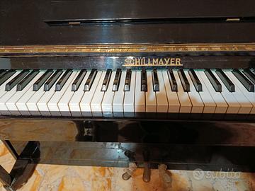 pianoforte Schillmayer verticale