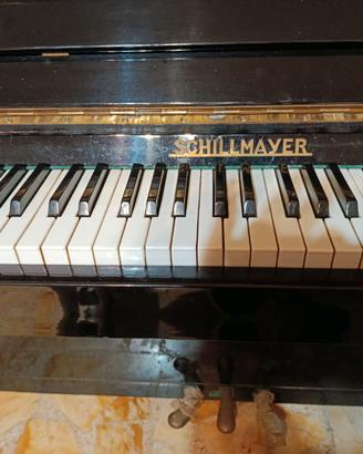 pianoforte Schillmayer verticale