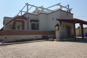 Villa in posizione strategica