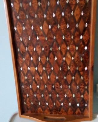 Vassoio di legno e madreperla