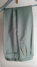 Pantaloni verdi taglia 50