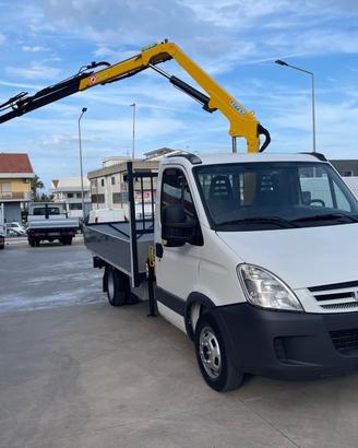 Iveco Daily 35C12 Gru' Effer 3 sfili cassone fisso