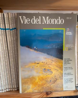 Vie del Mondo, rivista del Touring Club Italiano