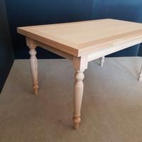 Tavoli in legno grezzo nuovi