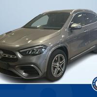 Mercedes-Benz GLA 250 E PLUG-IN HYBRID AUTOMA...