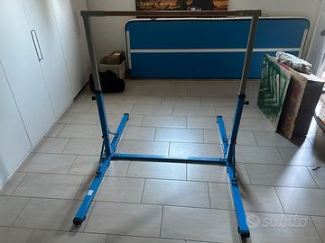 Barra orizzontale da ginnastica pieghevole