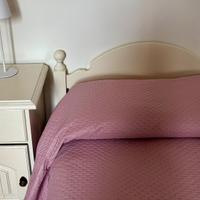 Stanza in legno laccato crema