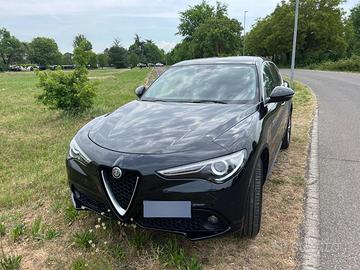 Alfaromeo Stelvio 2200 cc. 209 cv. Q4 AT8