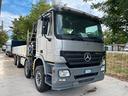 mercedes-benz-3241-con-gru-e-cassone-fisso