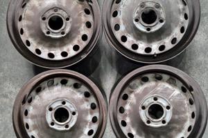 4 cerchi ferro opel vivaro trafic r16 ft5613