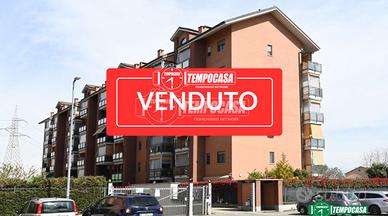 4 LOCALI CON BOX IN VIA CHELLI