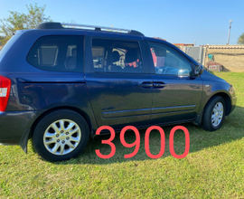 Kia carneval