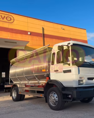 Renault Midlum cisterna inox trasporto acqua