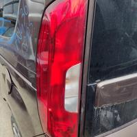 Fanale posteriore sinistro FIAT DOBLO del 2018