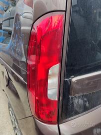 Fanale posteriore sinistro FIAT DOBLO del 2018