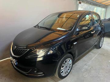 LANCIA Ypsilon 1.0 FireFly 5 porte S&S Hybrid 70