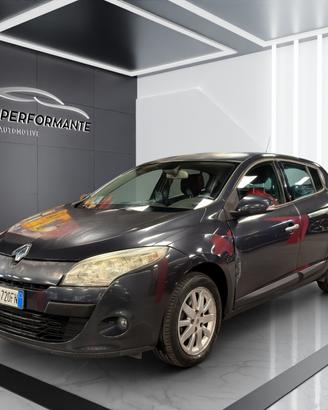 Renault Megane 5 Porte Megane 1.5 dci Dynamique 11