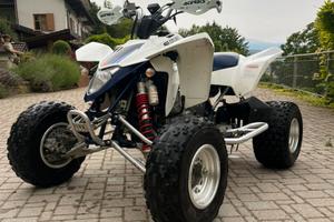 Quad suzuki 400