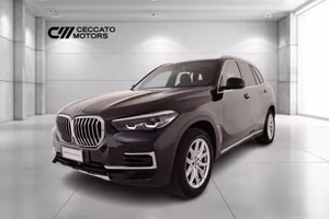 BMW X5 xdrive30d mhev 48V xLine auto