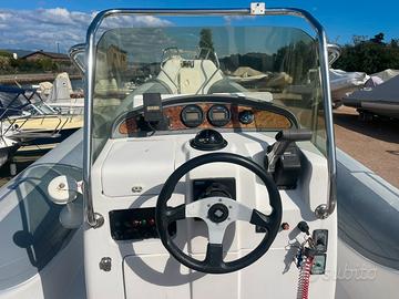 Gommone sacs 7 metri motore 200cv + ausiliare