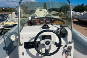 Gommone sacs 7 metri motore 200cv + ausiliare