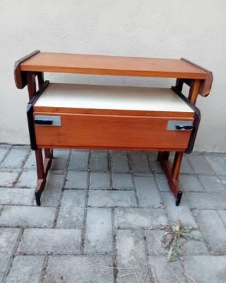 Comodino Vintage stile nordico