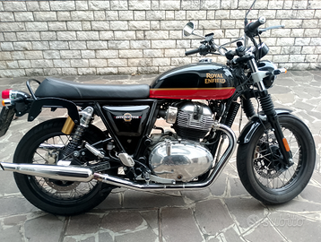 Royal enfield interceptor 650