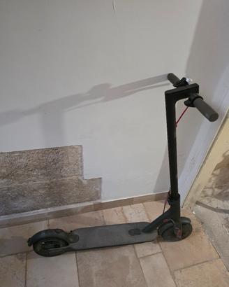 monopattino elettrico xiaomi m365
