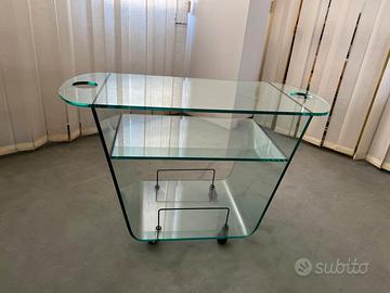 Tavolino in cristallo 