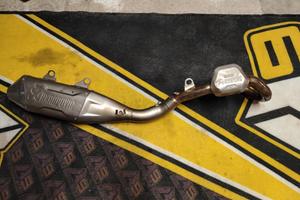 akrapovic completo 