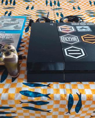 PlayStation 4 PS4 – Controller + 2 giochi