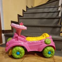 macchinina  clementoni Sofia