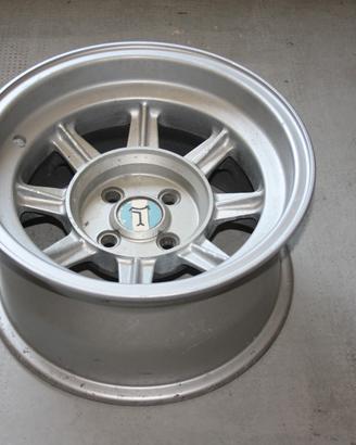 N.1 cerchio De Tomaso Mangusta 8Lx15 oem