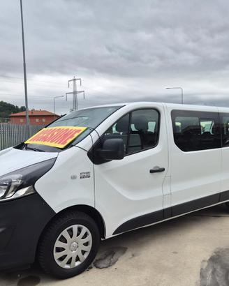 PULMINO 9 POSTI OPEL VIVARO PASSO LUNGO
