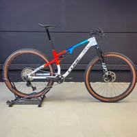 BICI MTB CUBE AMS ZERO99 C:68X RACE 29 TG.M