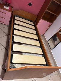 Letto singolo e materasso