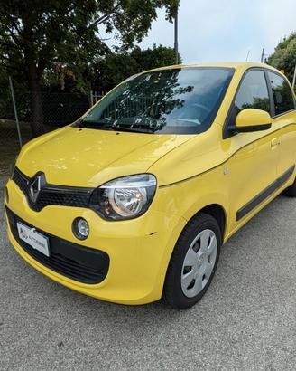 Renault Twingo ZEN 1.0 benzina adatta a neopatenta