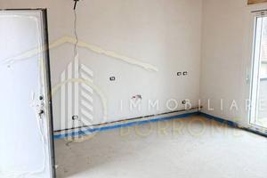 Appartamento di 90 m² con 3 locali e box auto a Ce