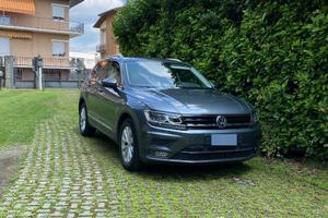 VOLKSWAGEN Tiguan 1.6 TDI SCR Business