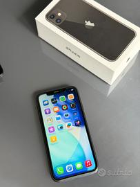 IPhone 11 64 GB black. Come nuovo!