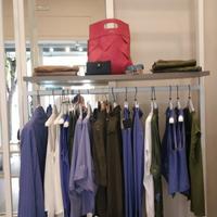 Arredamento negozio di abbigliamento