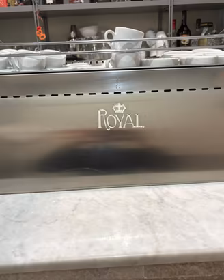 Macchina del caffè professionale Royal Lira 2
