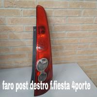faro posteriore ford fiesta 4 porte