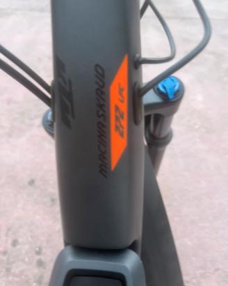 Ebike ktm Macina skrud 272