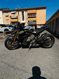 Ducati Streetfighter v4 S full carbon 2020
